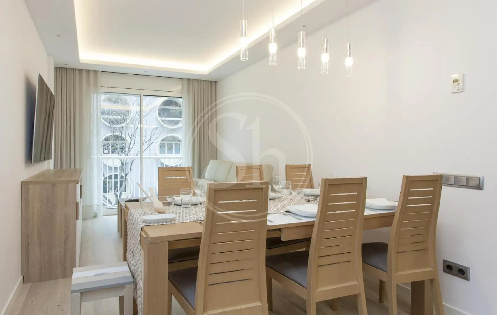 Apartment For 8 People Barcelona 0*,  España